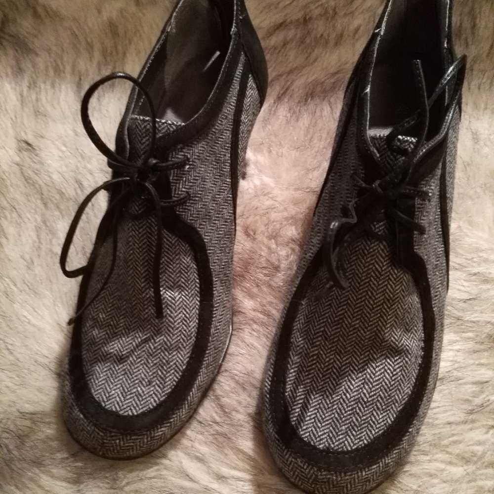 Aerosole Black Herringbone Oxford